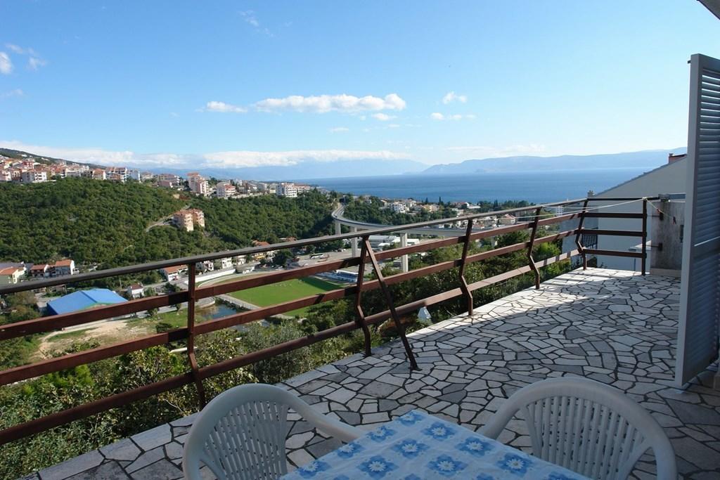 Beautiful Apartment In Crikvenica With Kitchen Zimmer foto
