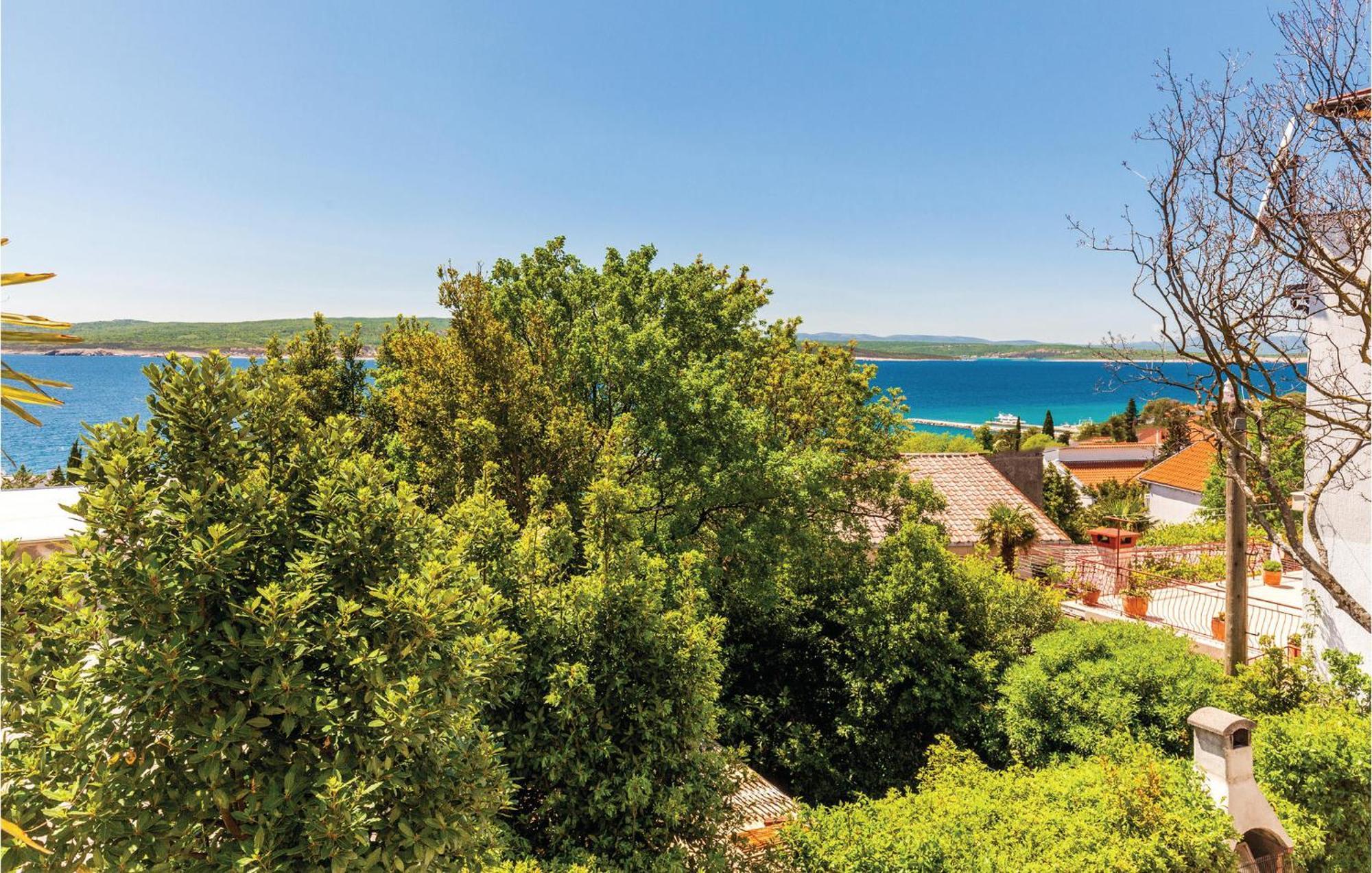 Beautiful Apartment In Crikvenica With Kitchen Exterior foto